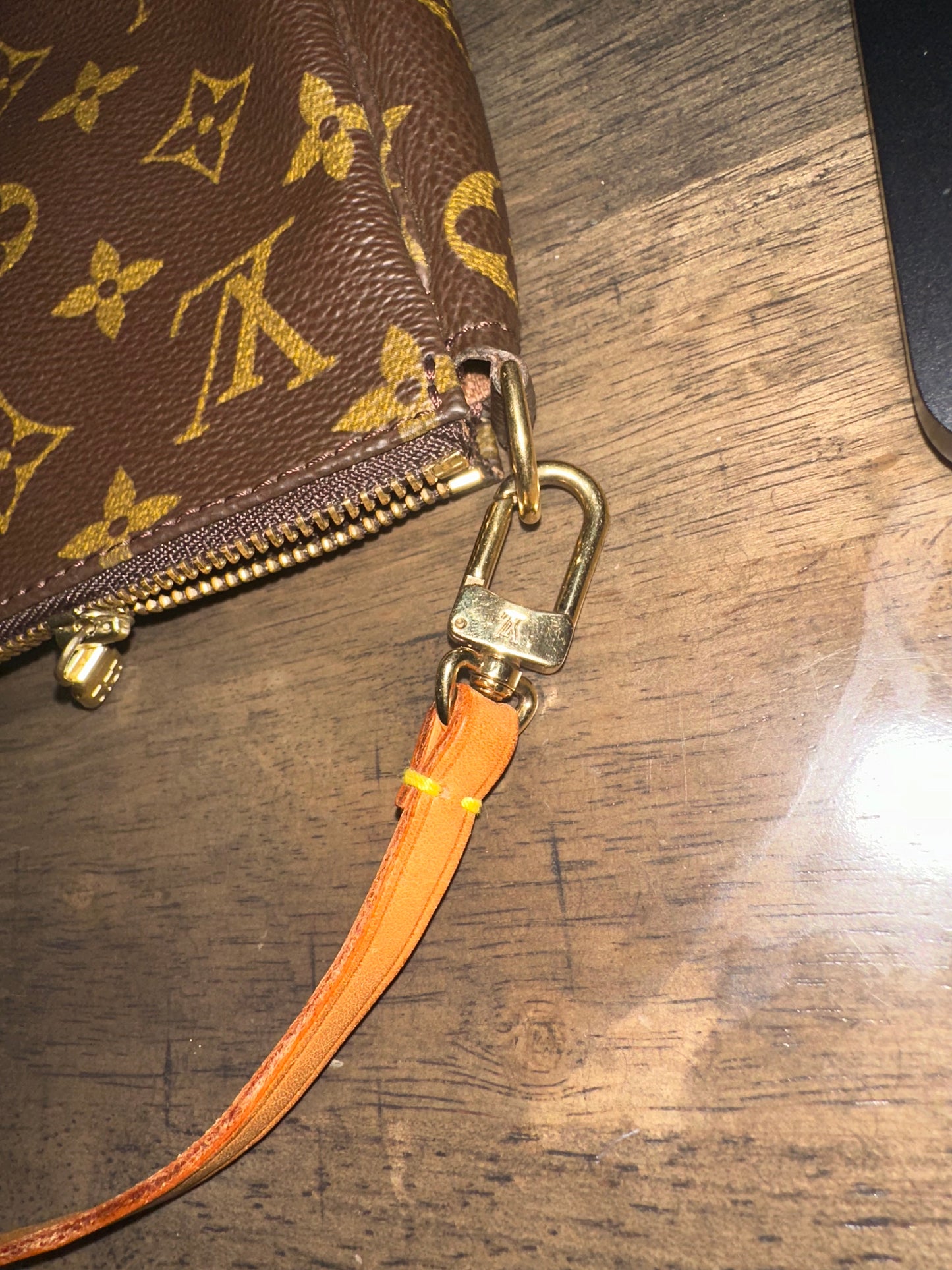 Louis Vuitton Pochette